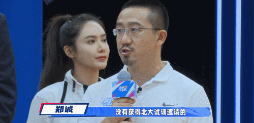 如何在篮球冬令营中加强体能训练?_1